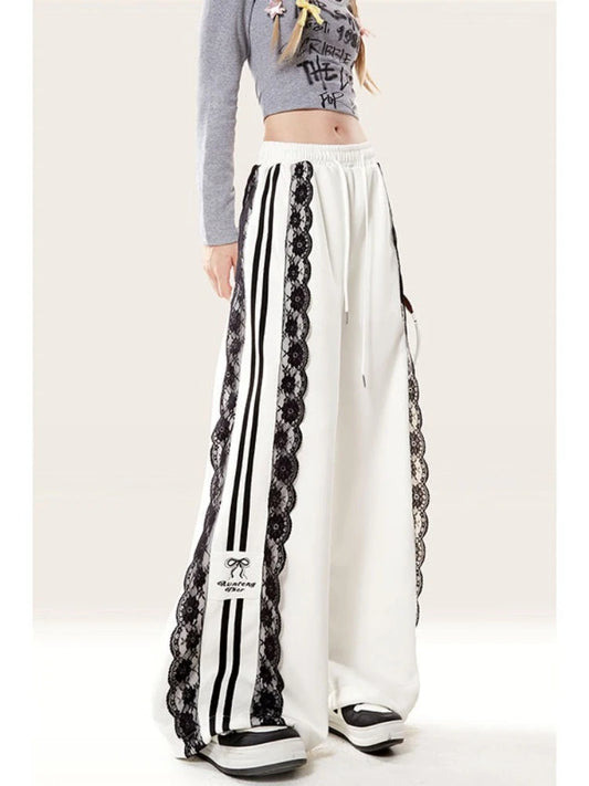 HOUZHOU Y2k Pantalones de retazos de encaje para mujer, pantalones deportivos holgados blancos de estilo coreano