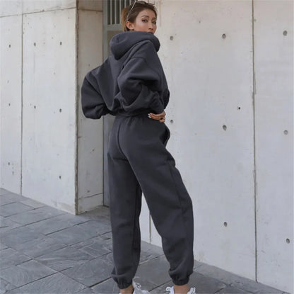 Conjunto deportivo de dos piezas para mujer